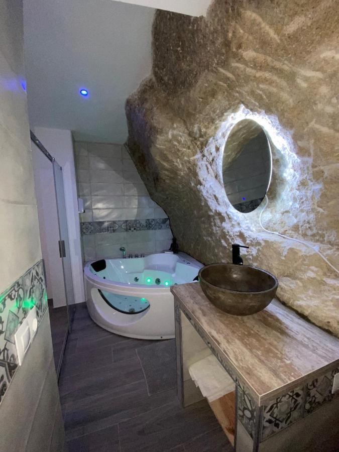 Casita En El Tajo Vila Setenil De Las Bodegas Exterior foto